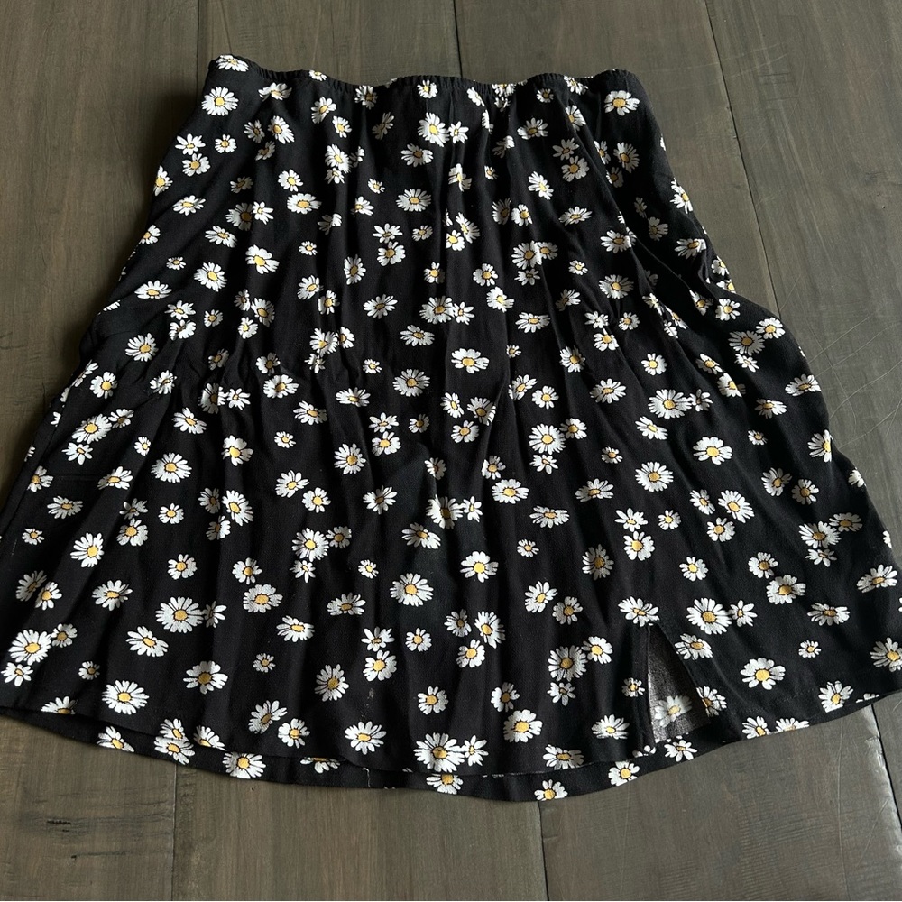 Hollister California Ultra High Rise Black Floral Skirt